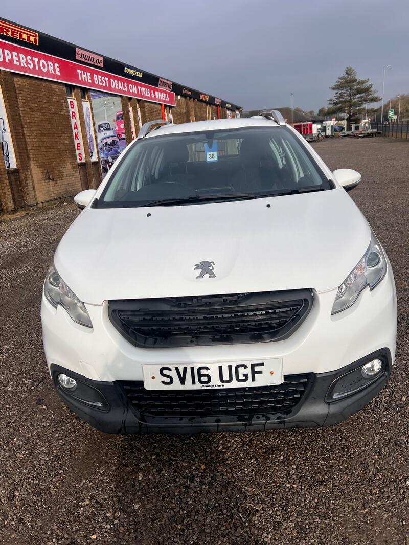 PEUGEOT 2008 1.6 BlueHDi Active 2016