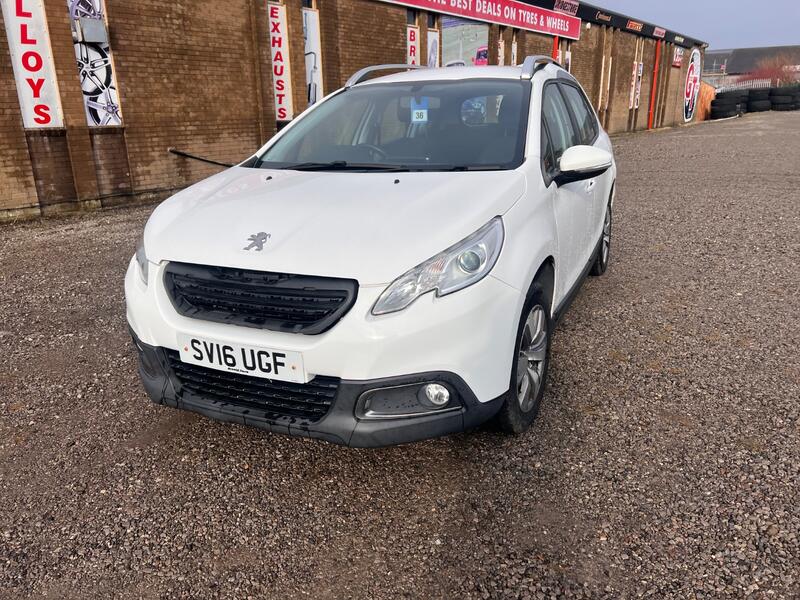 PEUGEOT 2008 1.6 BlueHDi Active 2016