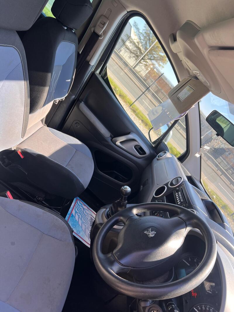 PEUGEOT PARTNER 1.6 2017