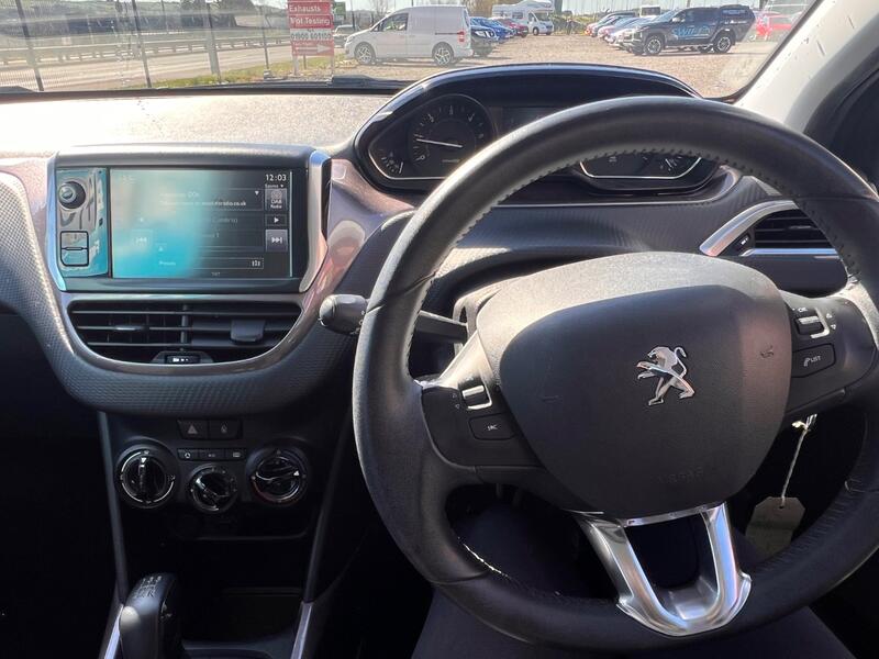 PEUGEOT 2008 1.6 e-HDi Active 2014