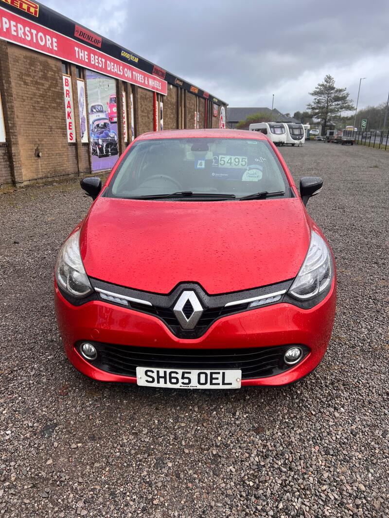 RENAULT CLIO 1.2 Dynamique Nav 1.2 16V 75 2015