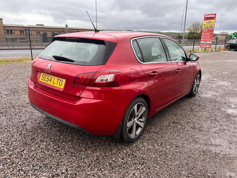 PEUGEOT 308 1.2 PureTech Allure 2015