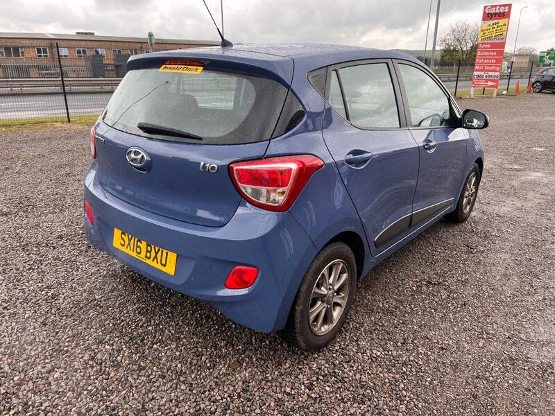 HYUNDAI I10 1.0 Premium 2016