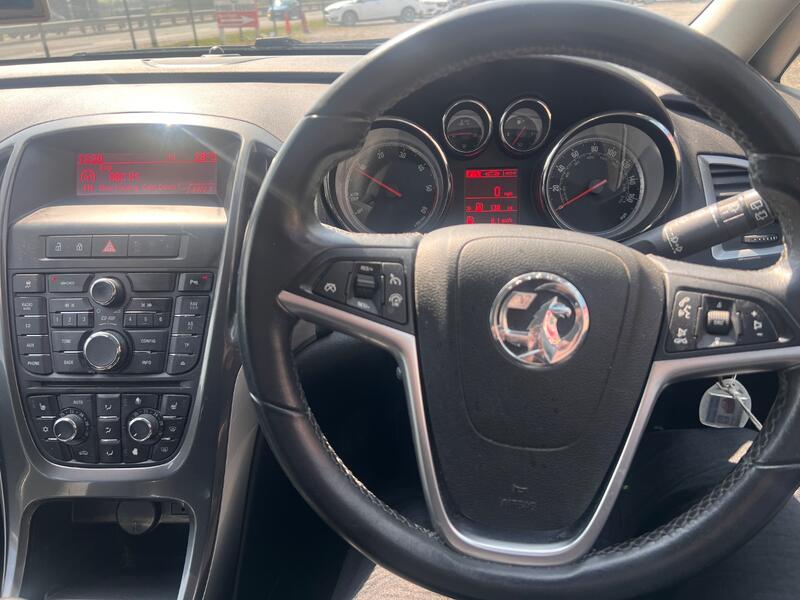 VAUXHALL ASTRA 2.0 CDTi Elite 2014