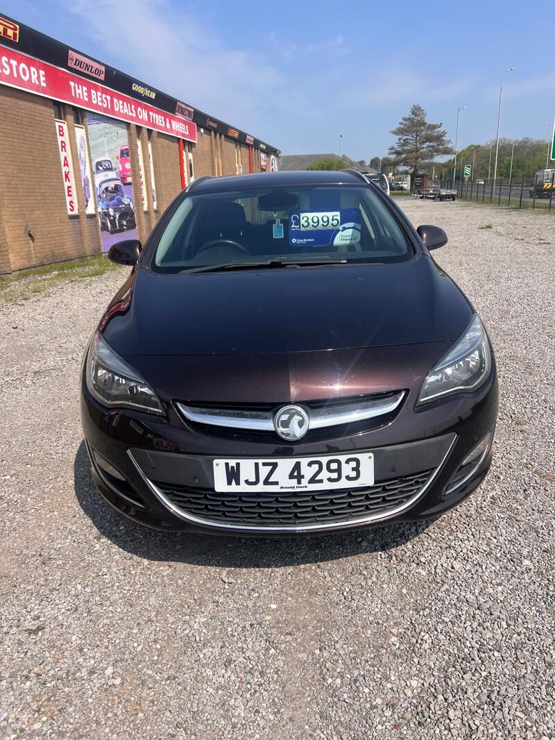 VAUXHALL ASTRA 2.0 CDTi Elite 2014