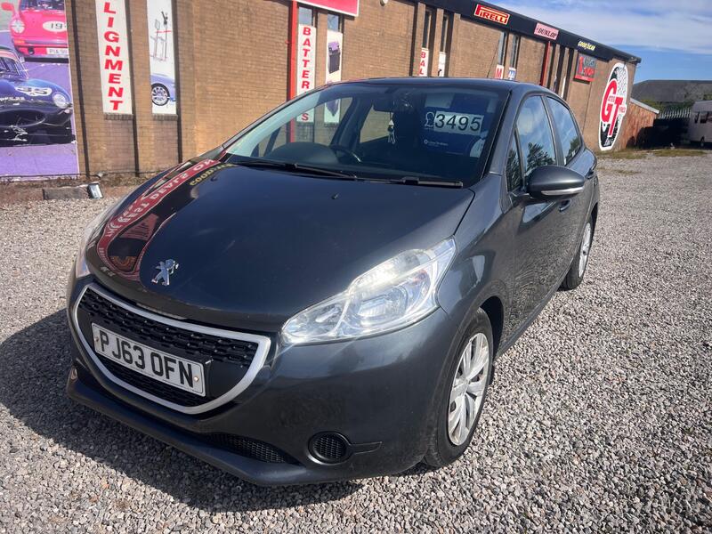 PEUGEOT 208 1.2 VTi Access+ 2013