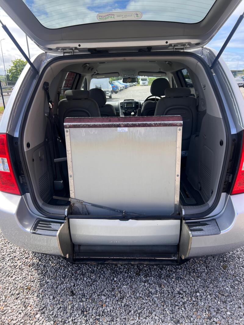 KIA SEDONA 2.2 CRDi 2 2010