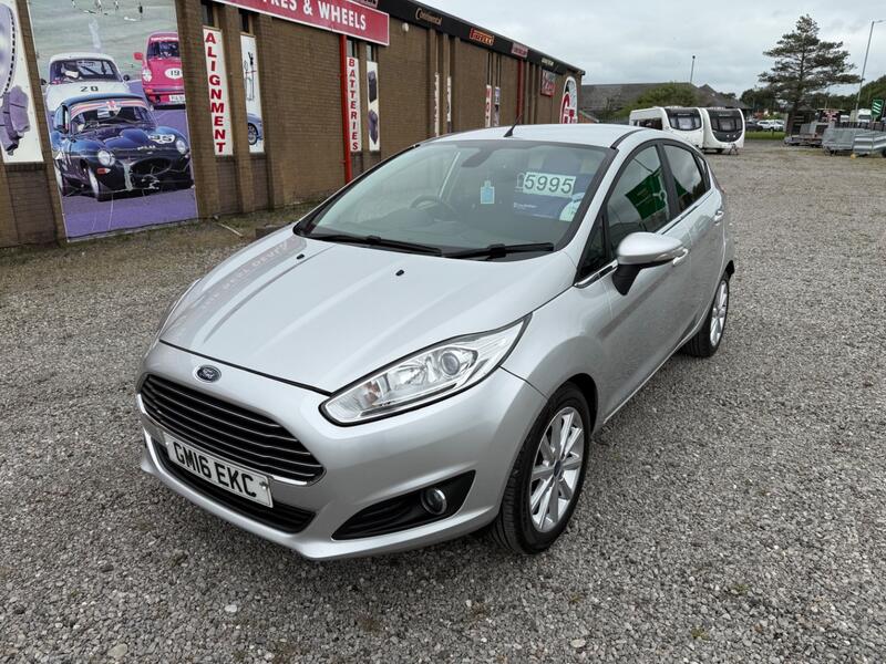 FORD FIESTA 1.0 T EcoBoost Titanium 2016
