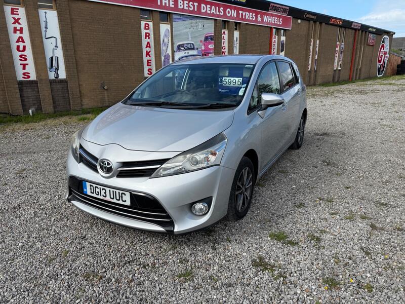 TOYOTA VERSO 1.6 V-Matic Icon 2013