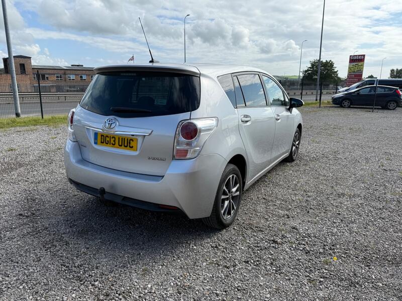 TOYOTA VERSO 1.6 V-Matic Icon 2013